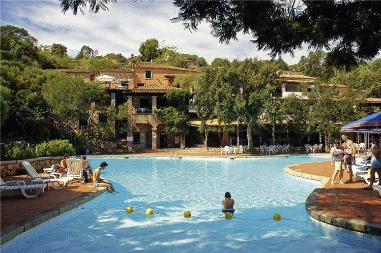 Zájezd Arbatax Park Resort - Il Borgo **** - Sardinie / Arbatax - Bazén