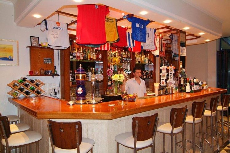 Zájezd San George,Juniper *** - Korfu / Sidari - Bar