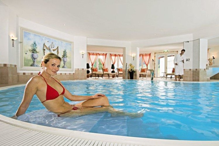 Zájezd Familienhotel Kaiser **** - Tyrolsko / Berwang - Vnitřní bazén