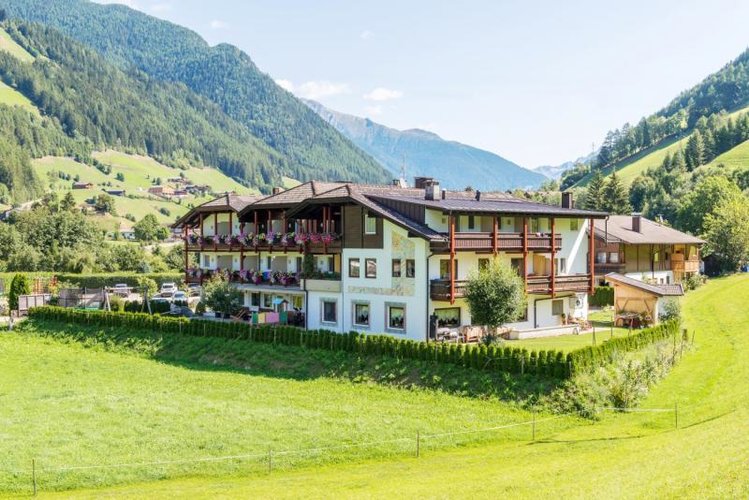 Zájezd Family Hotel Stegerhaus *** - Jižní Tyrolsko - Dolomity / St. Johann im Ahrntal - Záběry místa