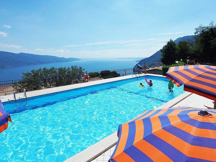 Zájezd Residence La Rotonda - Residence *** - Lago di Garda a Lugáno / Tignale - Bazén