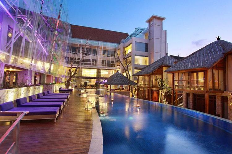Zájezd Grand Mega Resort & Spa Bali **** - Bali / Kuta - Bazén