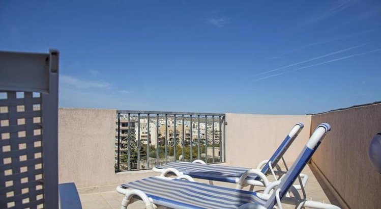 Zájezd Belmont Court Apartments  - ostrov Malta / St. Paul's Bay - Pláž