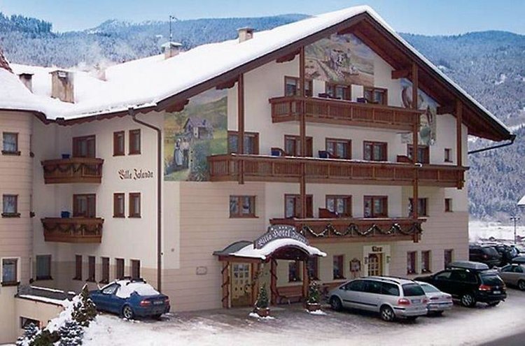 Zájezd Villa Jolanda *** - Jižní Tyrolsko - Dolomity / Ziano di Fiemme - Záběry místa