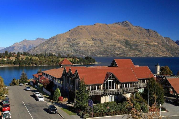 Zájezd Copthorne Hotel and Resort Queenstown Lakefront ***+ - Nový Zéland - Jižní ostrov / Queenstown - Letecký snímek