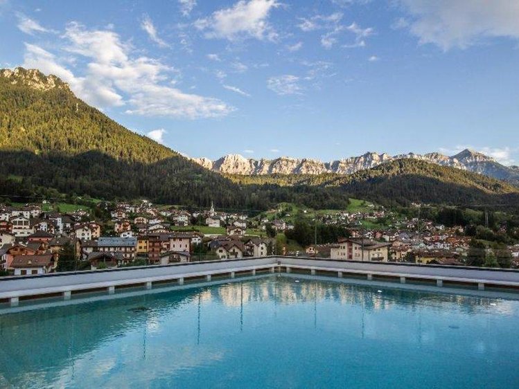 Zájezd Family & Spa Resort Brunet **** - Jižní Tyrolsko - Dolomity / Tonadico - Bazén