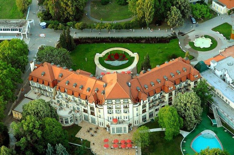 Zájezd D.H.S.R. Esplanade - Palace ***** - Slovensko / Lázně Piešťany - Letecký snímek