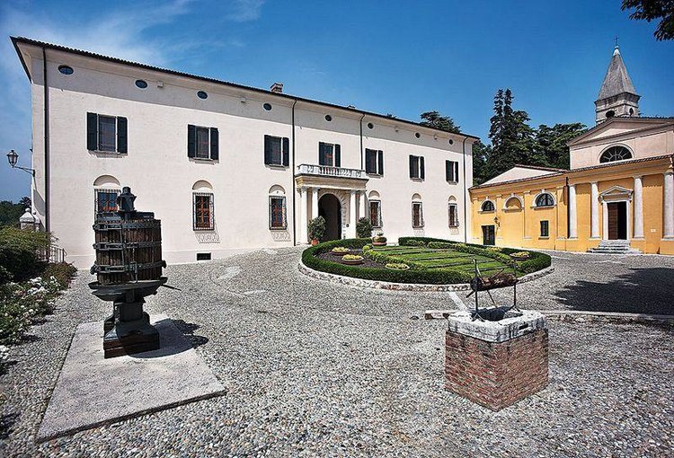 Zájezd Palazzo Arzaga ***** - Lago di Garda a Lugáno / Carzago - Záběry místa