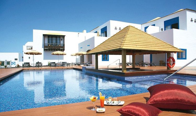 Zájezd THe Hotel Volcán Lanzarote ***** - Lanzarote / Playa Blanca - Bazén