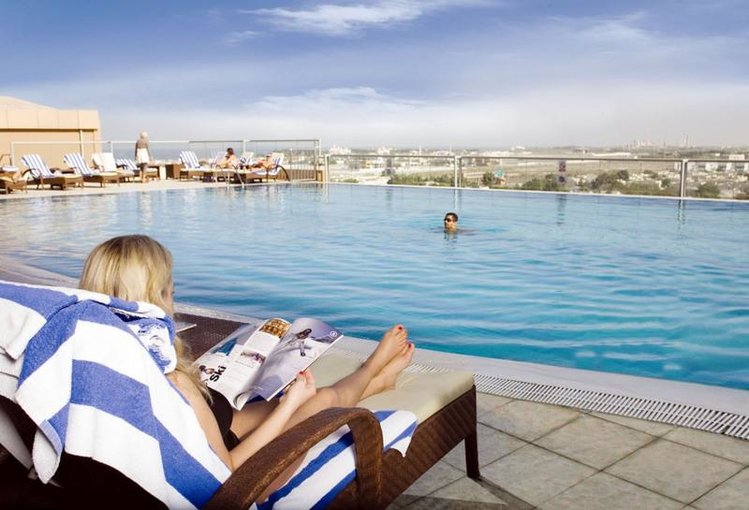 Zájezd Mercure Hotel Apartments Dubai Barsha Heights **** - S.A.E. - Dubaj / Dubaj - Bazén