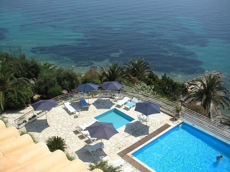 Zájezd Corfu Maris Bellos Hotel *** - Korfu / Benitses - Bazén