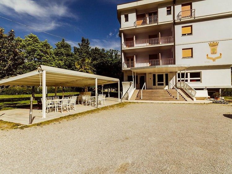 Zájezd Aktiv Hotel Eden *** - Lago di Garda a Lugáno / Dro - Záběry místa