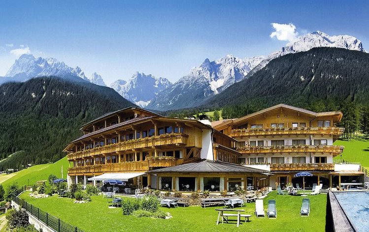 Zájezd Berghotel ****+ - Jižní Tyrolsko - Dolomity / Sexten - Záběry místa
