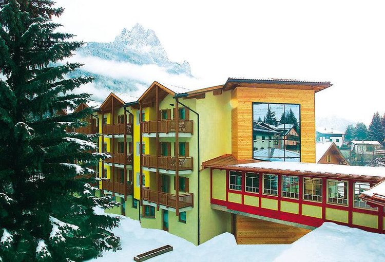Zájezd Family Hotel Gran Baita **** - Jižní Tyrolsko - Dolomity / Pozza di Fassa - Záběry místa