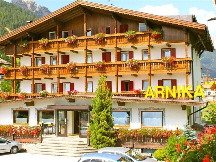 Zájezd Arnika *** - Jižní Tyrolsko - Dolomity / Pozza di Fassa - Záběry místa