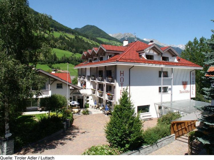 Zájezd Tiroler Adler *** - Jižní Tyrolsko - Dolomity / Luttach - Záběry místa