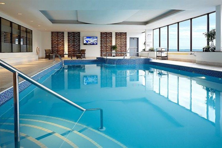 Zájezd Delta Hotels Kingston Waterfront **** - Ontario / Kingston - Vnitřní bazén