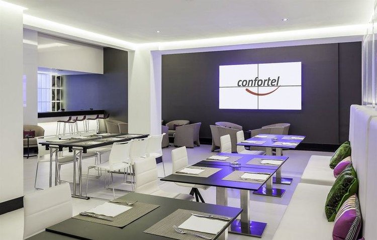 Zájezd Confortel Suites Madrid **** - Madrid a okolí / Madrid - Bar