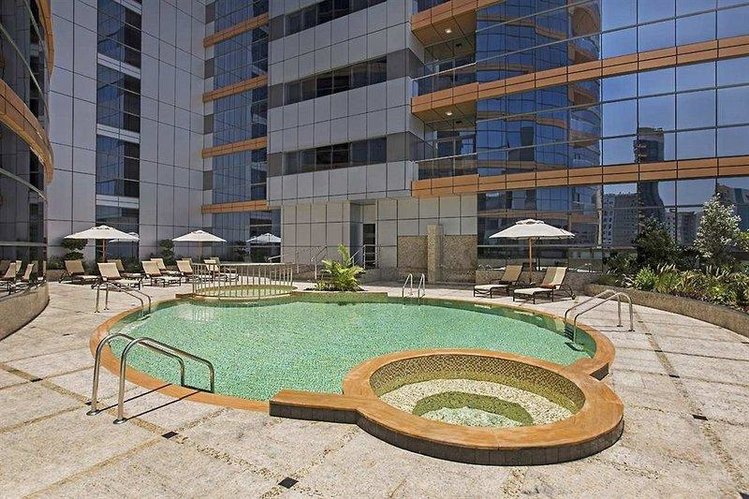 Zájezd Doubletree By Hilton Hotel & Residences Dubai Al Barsha **** - S.A.E. - Dubaj / Dubaj - Bazén