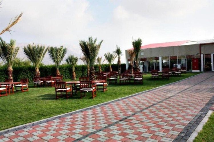 Zájezd Ain Al Faida One To One Hotel And Resort  - S.A.E. - Abú Dhabí / Al Ain - Zahrada