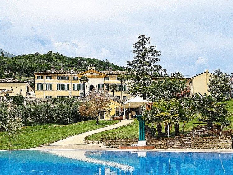 Zájezd Villa Cariola **** - Lago di Garda a Lugáno / Caprino Veronese - Záběry místa