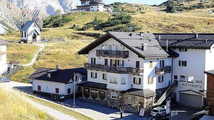 Zájezd Alpenrose *** - Jižní Tyrolsko - Dolomity / Passo Rolle - Záběry místa