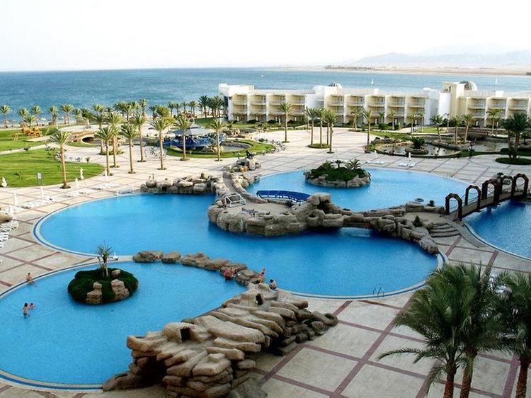 Zájezd SENTIDO Palm Royale ***** - Hurghada / Soma Bay - Bazén