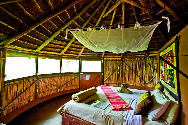 Zájezd Umlani Bushcamp Lodge *** - národní parky JAR / Timbavati Private Nature Reserve - Dobrodružství