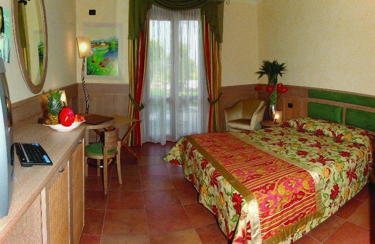 Zájezd Active Hotel Paradis **** - Lago di Garda a Lugáno / Castelnuovo del Garda - Příklad ubytování