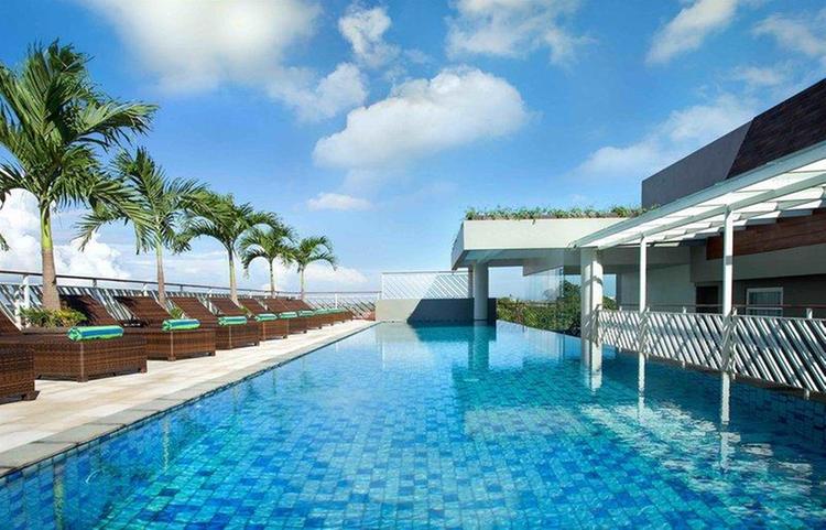 Zájezd PrimeBiz Kuta Hotel *** - Bali / Kuta - Bazén