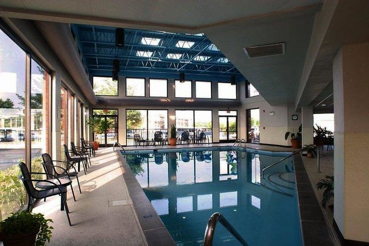 Zájezd GuestHouse Inn & Suites Nashville/Music Valley **+ - Tennessee / Nashville - Vnitřní bazén