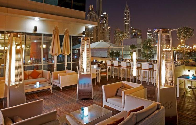 Zájezd Pullman Jumeirah Lakes Towers - Hotel & Residence ***** - S.A.E. - Dubaj / Dubaj - Terasa