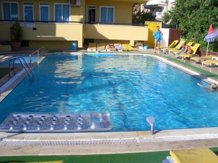 Zájezd Ekin Hotel *+ - Egejská riviéra - od Hisarönü po Seferihisar / Marmaris - Bazén