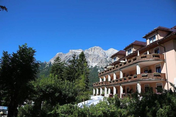 Zájezd Boutique Hotel Villa Blu  - Jižní Tyrolsko - Dolomity / Cortina d'Ampezzo - Záběry místa