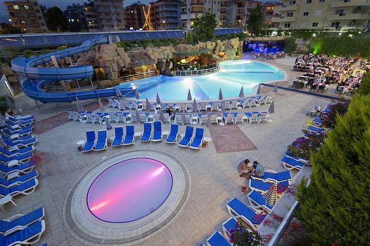 Zájezd Timo Resort ****+ - Turecká riviéra - od Side po Alanyi / Konakli - Bazén