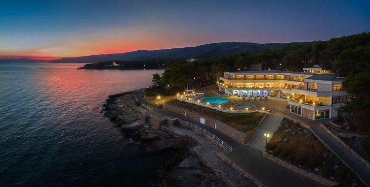 Zájezd Adriatiq Resort Fontana ** - Jižní Dalmácie a jiné ostrovy / Jelsa - Záběry místa
