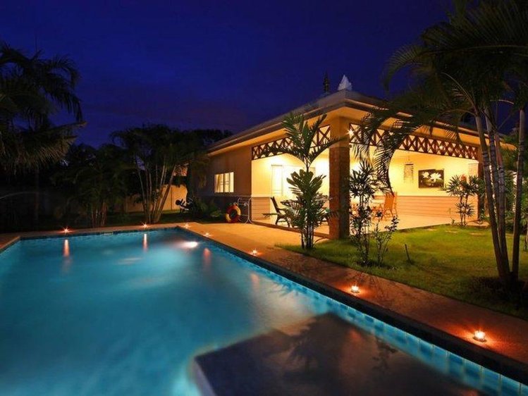 Zájezd Thai Thani Pool Villa Resort Pattaya **** - Thajsko - jihovýchod / Pattaya - Bazén