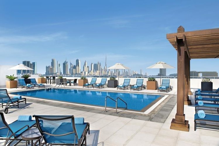 Zájezd Hilton Garden Inn Dubai Al Mina **** - S.A.E. - Dubaj / Dubaj - Bazén