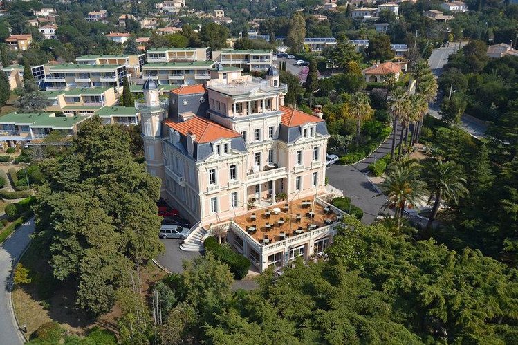 Zájezd Schlosshotel Les Tourelles **** - Azurové pobřeží / Sainte-Maxime - Záběry místa