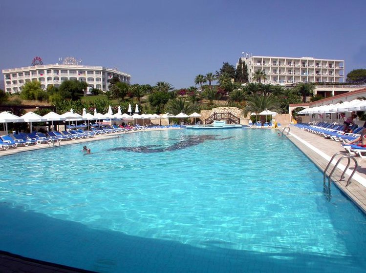 Zájezd Denizkizi Hotel *** - Severní Kypr / Girne - Bazén