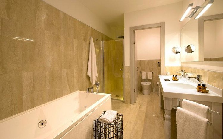 Zájezd Principe di Fitalia - Wellness & Spa Hotel & Villa & Dependance ***** - Sicílie - Liparské ostrovy / Syrakus - Koupelna