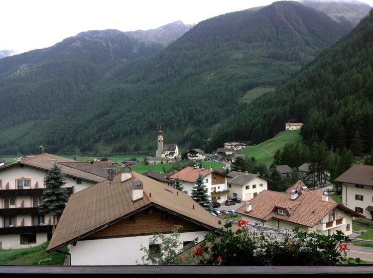Zájezd Berghotel Tyrol *** - Jižní Tyrolsko - Dolomity / Schnals - Záběry místa