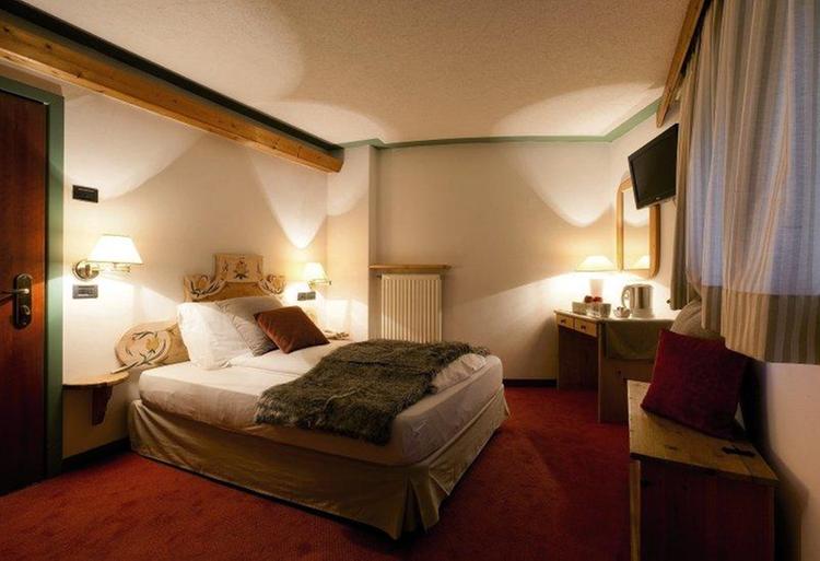Zájezd Parkhotel Bellacosta **** - Jižní Tyrolsko - Dolomity / Cavalese - Příklad ubytování