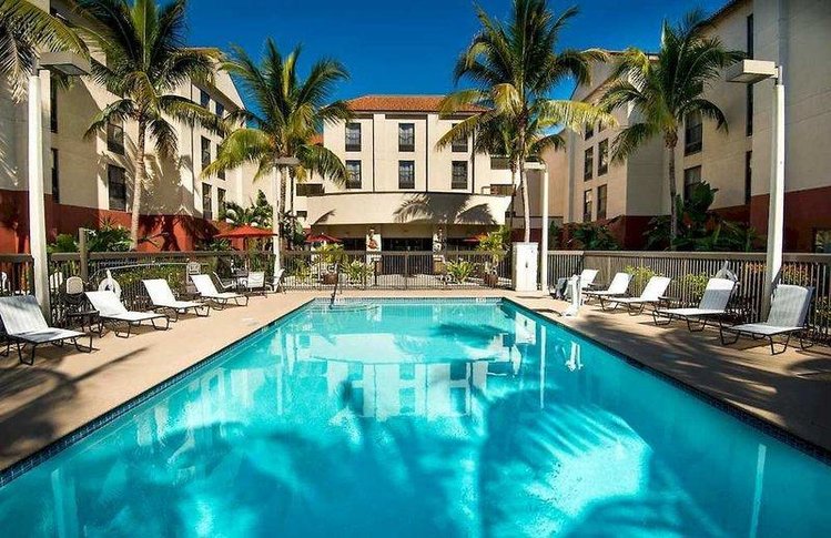 Zájezd Hampton Inn & Suites Fort Myers Beach/Sanibel Gateway *** - Florida - západní pobřeží / Fort Myers - Bazén