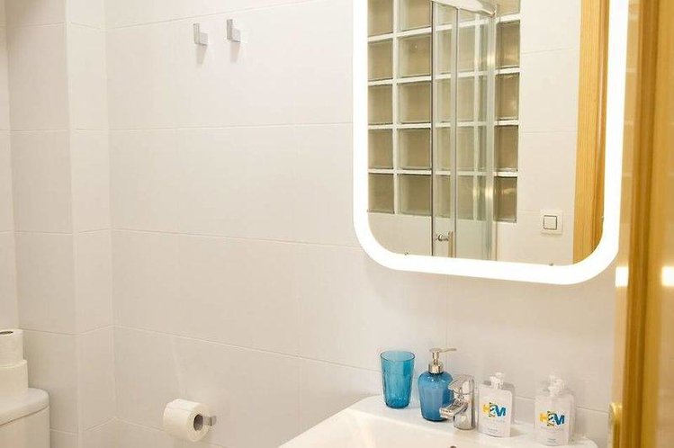Zájezd Holidays 2 Malaga Charming Apartments *** - Costa del Sol / Málaga - Koupelna