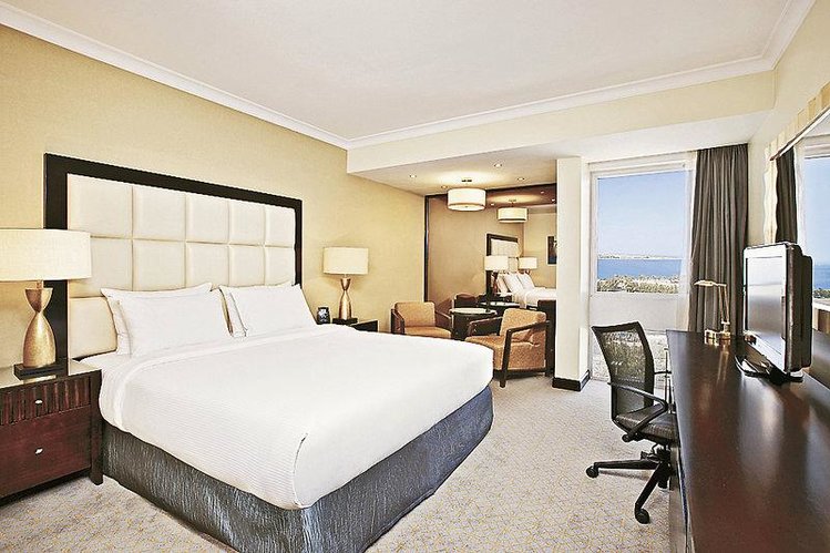Zájezd Radisson Blu Hotel & Resort, Abu Dhabi Corniche ***** - S.A.E. - Abú Dhabí / Abu Dhabi - Příklad ubytování