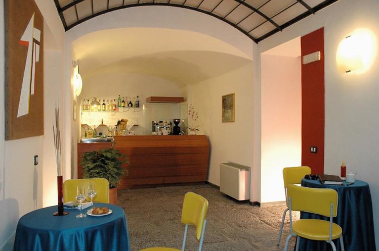 Zájezd Caravaggio **** - pobřeží Amalfi - Neapolský záliv / Neapol - Bar