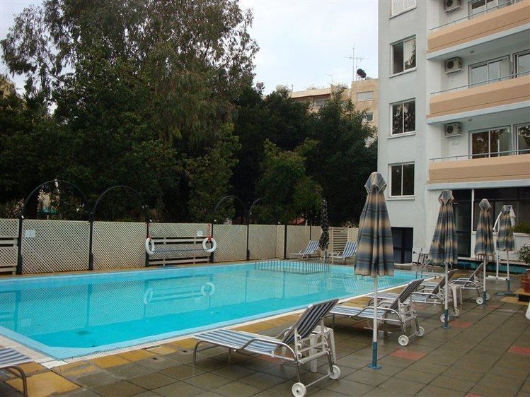 Zájezd San Remo ** - Kypr / Larnaka - Bazén