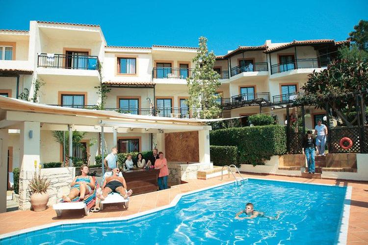 Zájezd Eva Mare Hotel & Suites *** - Kréta / Agia Pelagia - Bazén
