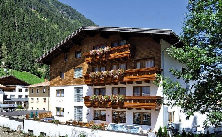 Zájezd Ad Laca *** - Tyrolsko / See (im Paznauntal) - Terasa